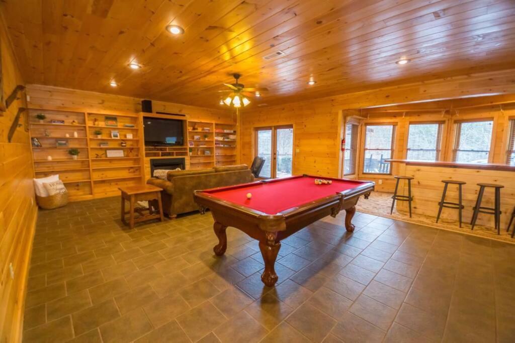 Christmas Lodge-Secluded Near Downtown Blue Ridge Bagian luar foto
