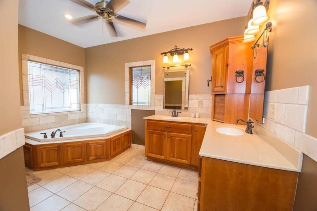Christmas Lodge-Secluded Near Downtown Blue Ridge Bagian luar foto