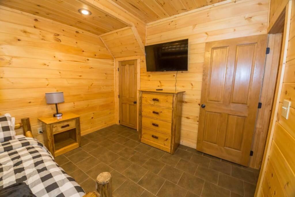 Christmas Lodge-Secluded Near Downtown Blue Ridge Bagian luar foto